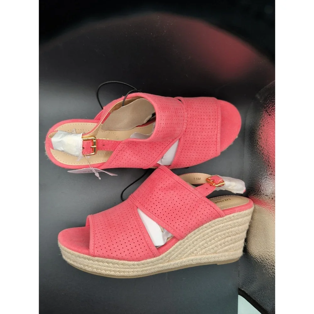 NWT Liz Claiborne Hatcher Wedge Sandals Coral Pink Size 7.5 MSRP $70